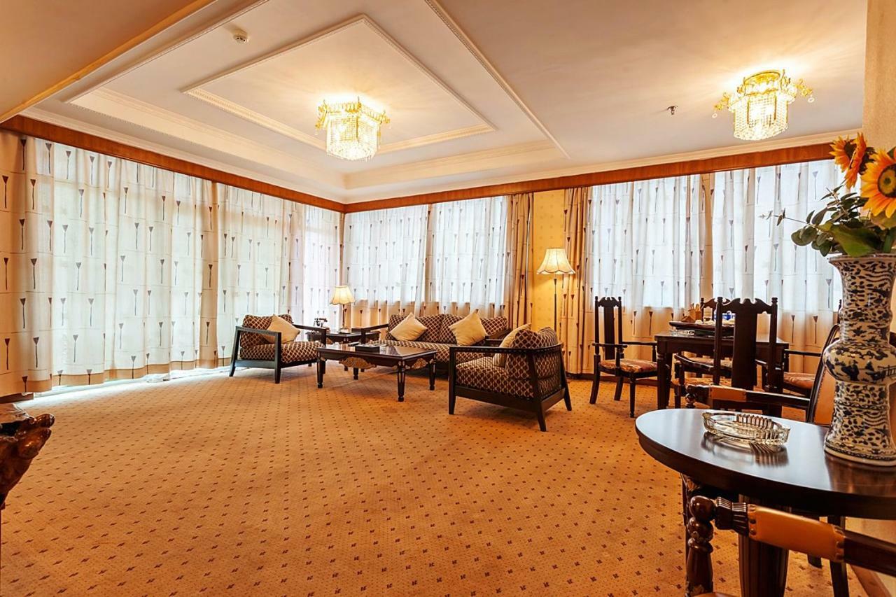 Xiamen Huaqiao Hotel Exterior foto